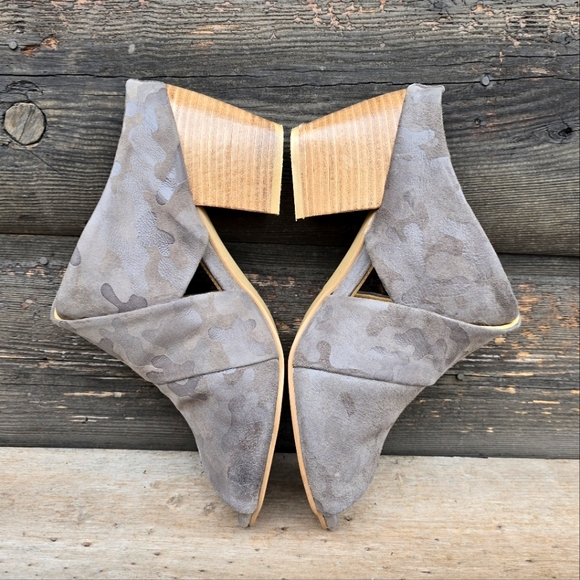 Slayte NEW Miranda Modern Urban Edge Neurtral Camo Block Heel Mule Sandal 8M - Picture 11 of 15